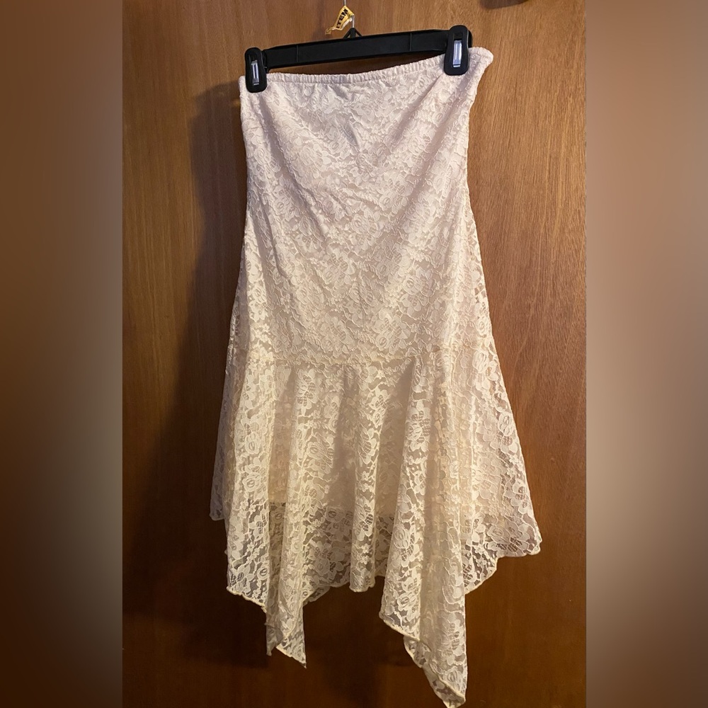 Edikted Lace Strapless Dress